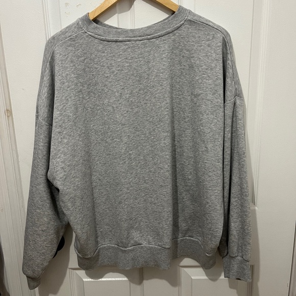 H&M Sweater - Picture 3 of 3